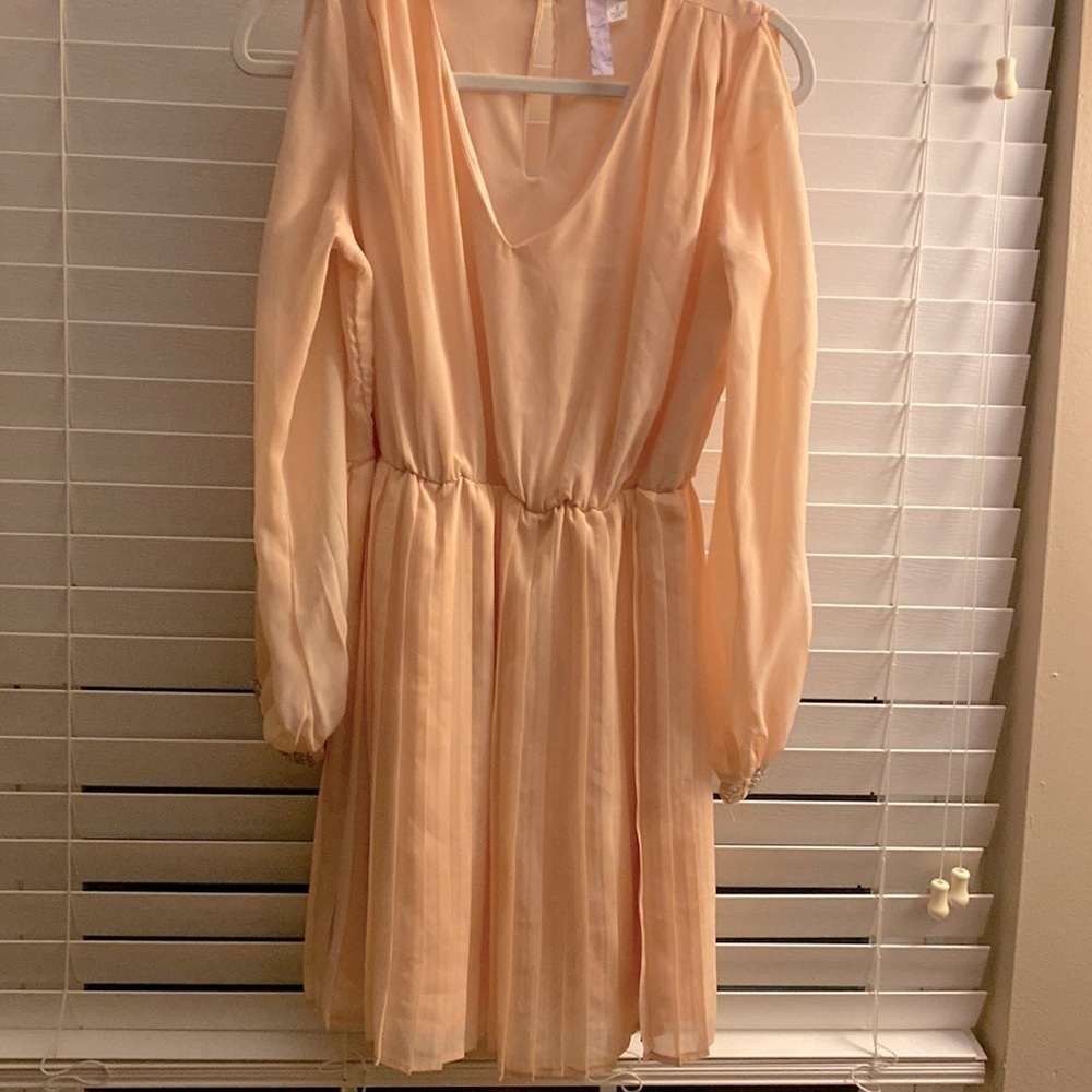 𝅺ALYA peach 🍑 dress